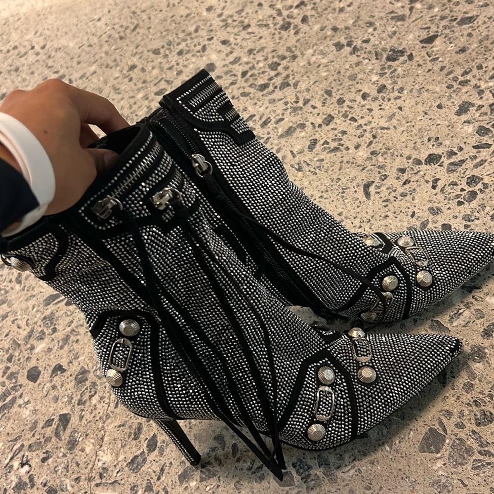 Azalea wang heels (boot)